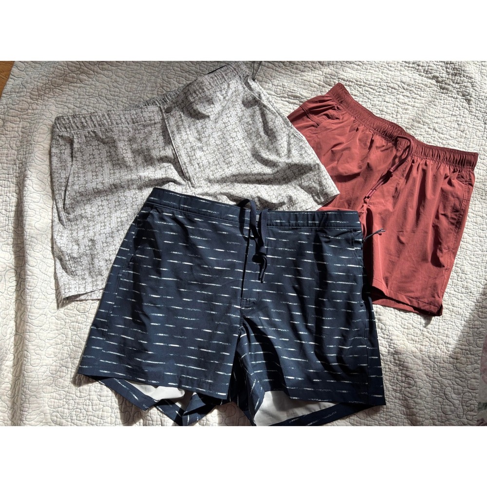 VRST‎ Mens XL Shorts Bundle 3 Pairs Slim Fit Everyday Rust Navy Grey Geometric